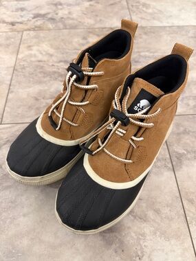 Sorel Tan and Black Yourh Waterproof Out N About Boots